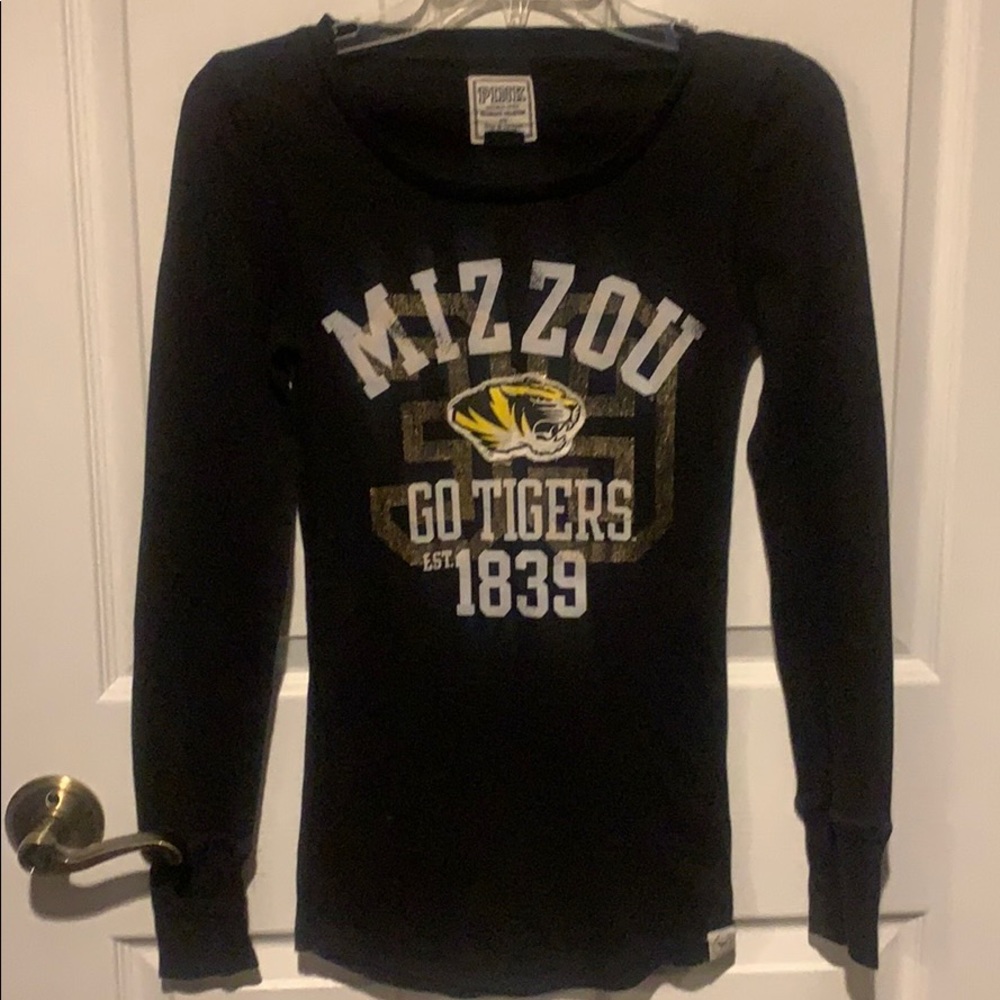 Long sleeve VS Mizzou shirt
